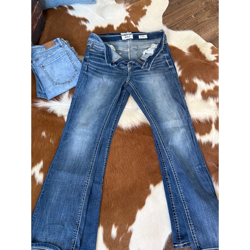 BKE & Daytrip Bootcut Jeans Bundle Sz 31-32 Mila Virgo Light & Dark Wash - Picture 10 of 15